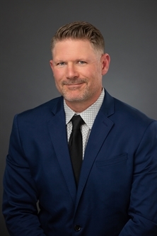 Peter L Ricciardi